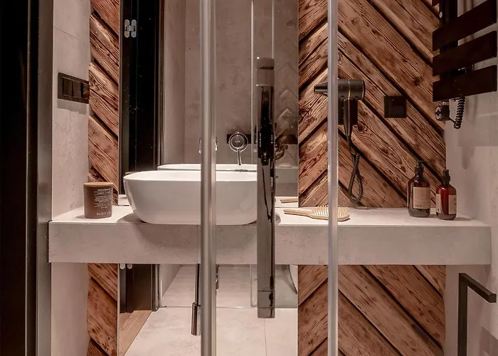 T & Lägenhetshotell 4*